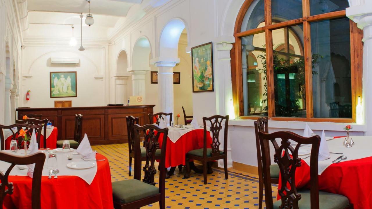 Neemrana'S - Baradari Palace Patiala Ngoại thất bức ảnh